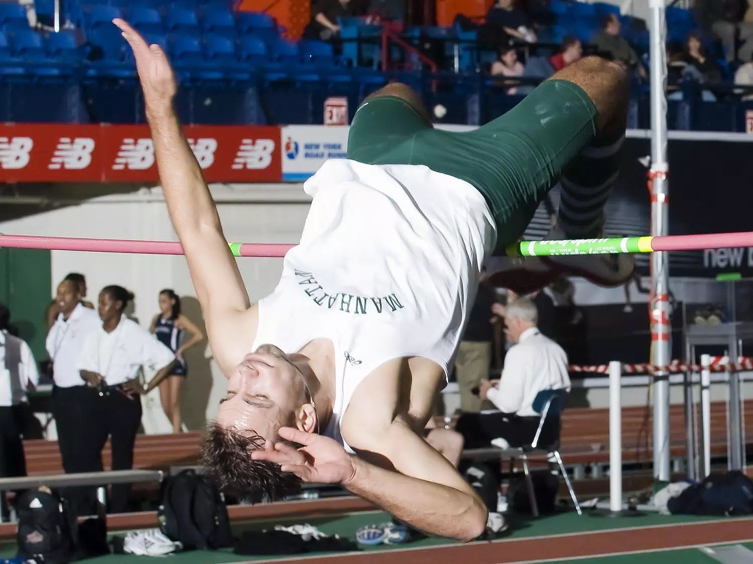 Jaspers Lead Metropolitan Championships After Day One