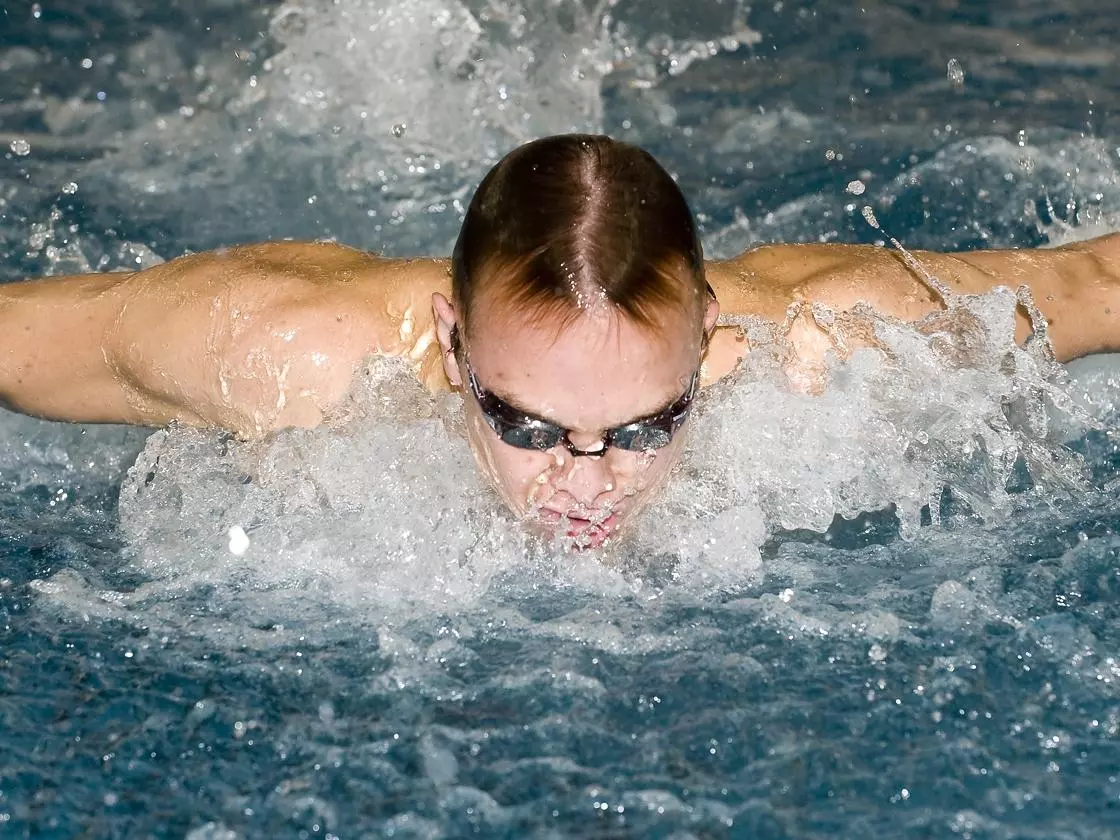 Swimming Splits Dual Meet With Pace