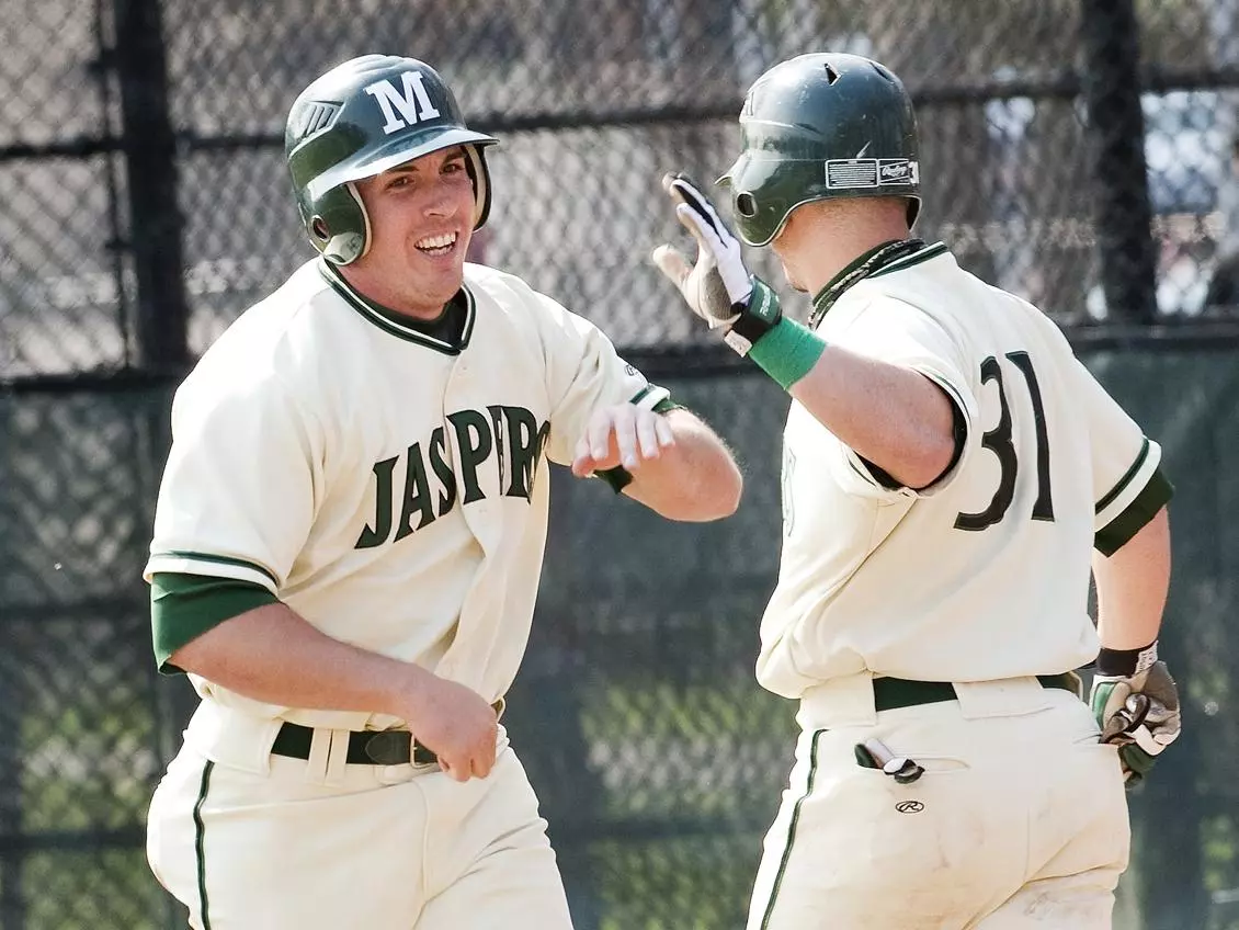 Jaspers Tune Up for Postseason with Win at Iona