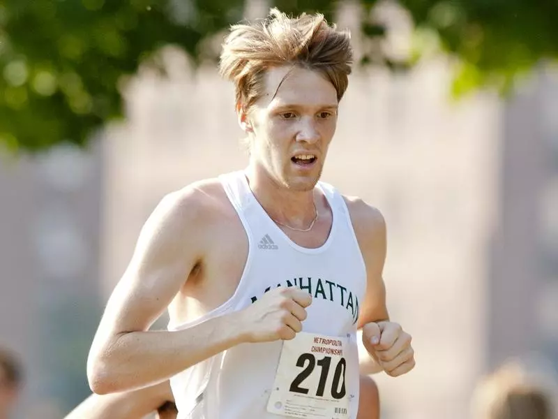 Rojeras Wins, Jaspers Take Second at LIU Post Invitational