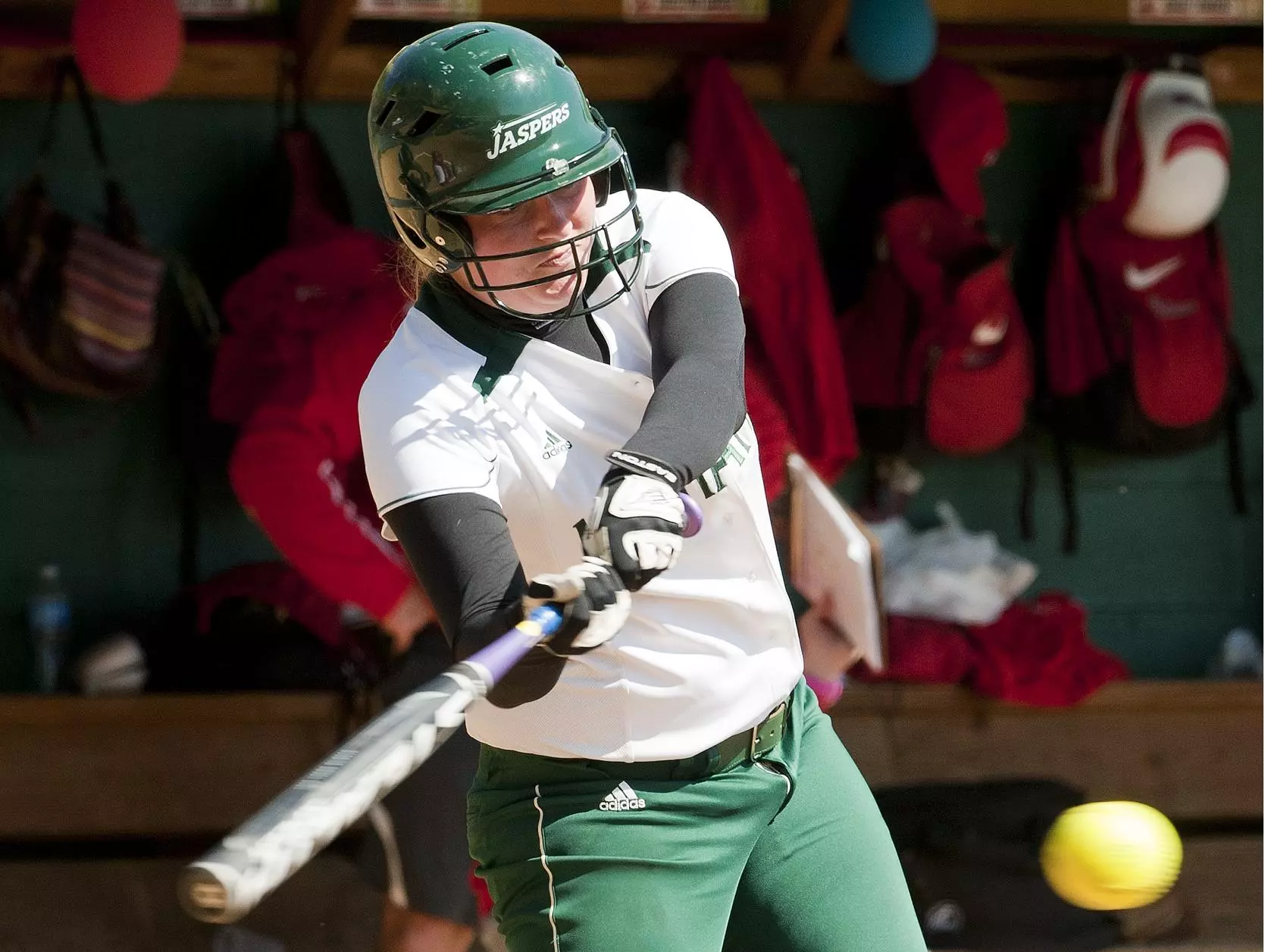 Manhattan Rallies In Extra Innings to Split With Columbia