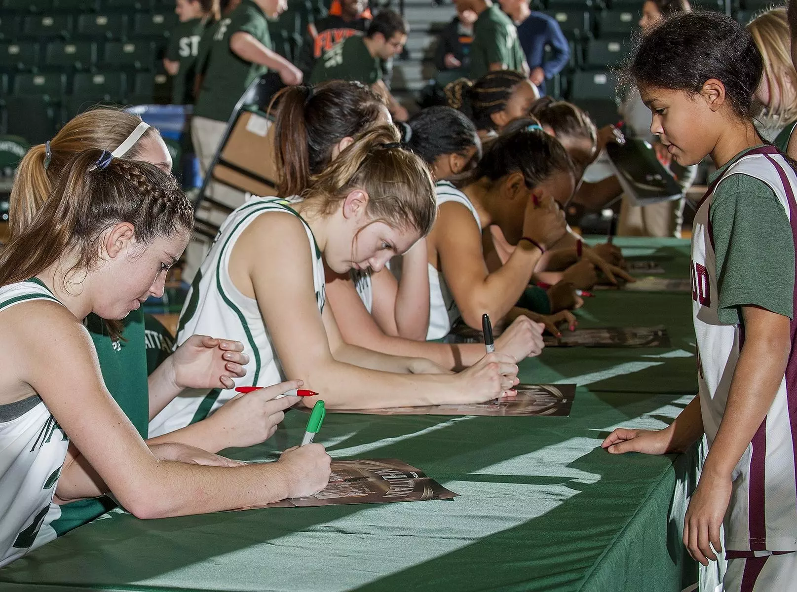 Jaspers Welcome Loyola On 