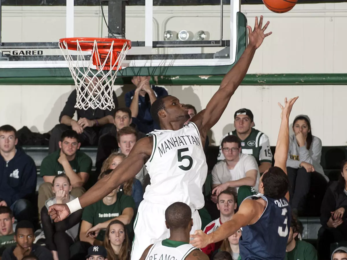 Men's Basketball Falls in Overtime to Quinnipiac, 90-86