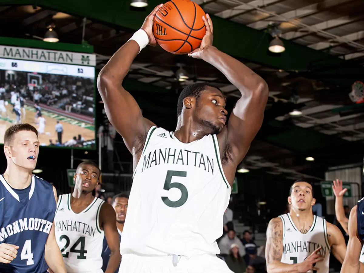 Jaspers Roll to 90-68 Victory over Siena in Men's Hoops