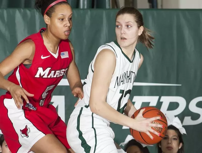 Manhattan Falls to La Salle In Home Opener