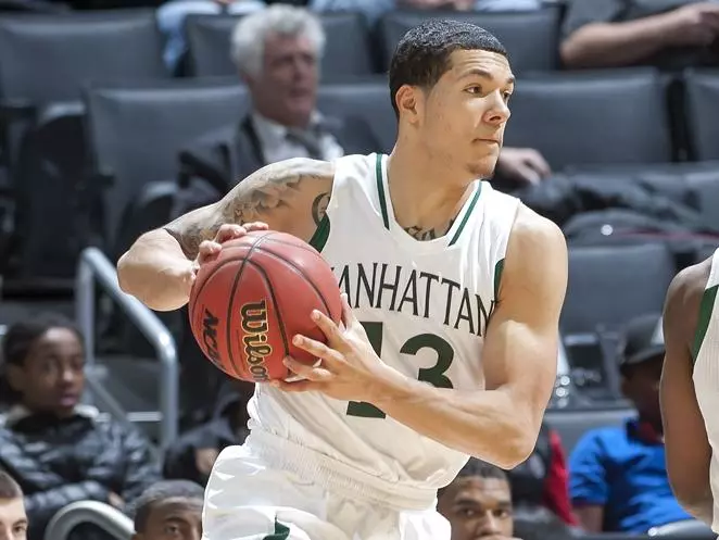 Manhattan Storms Past Fairfield