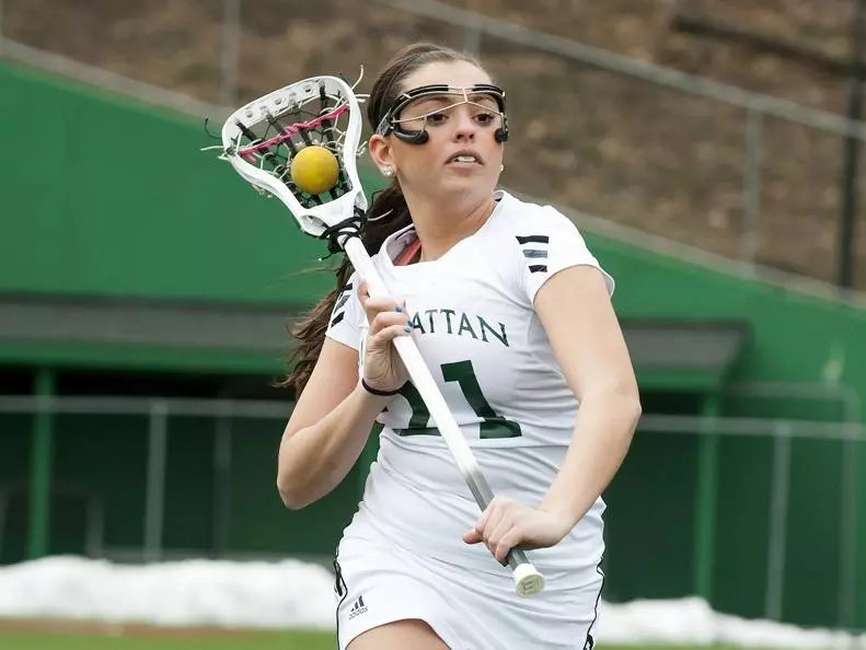 Manhattan Falls to Canisius Under Snowy Conditions