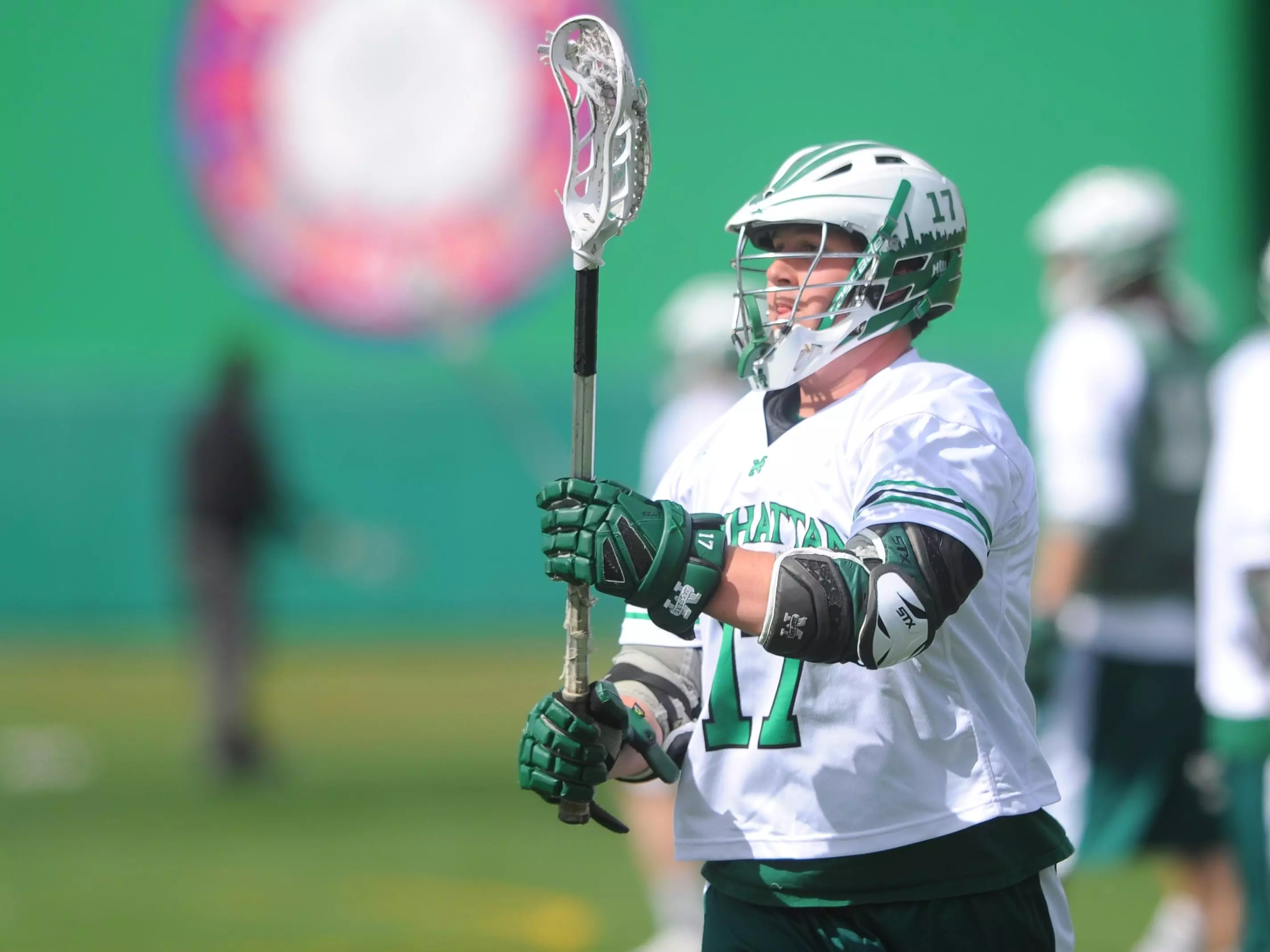 Manhattan Rallies, Then Holds off Seahawks
