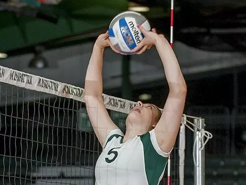Manhattan Falls to Princeton In Four Sets