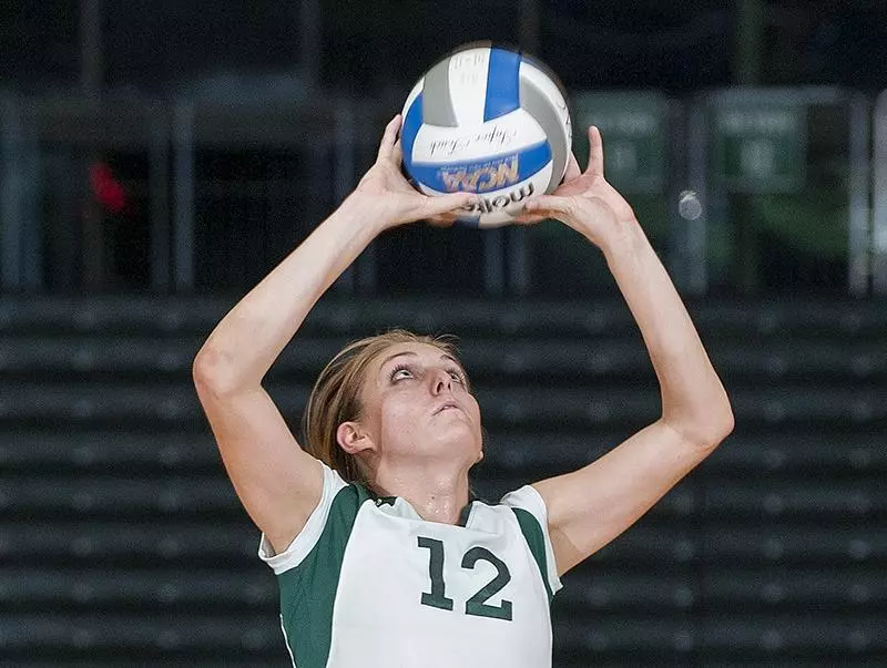 Jaspers Suffer First Loss of Season at Towson
