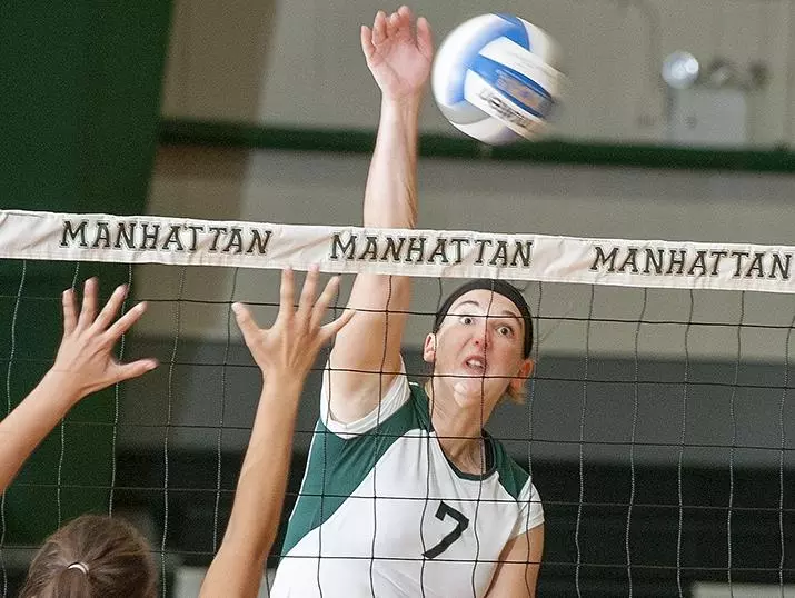Manhattan Cruises Past St. Francis Brooklyn, 3-0