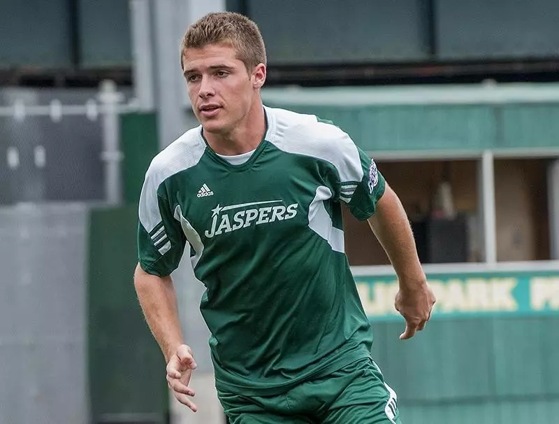 Jaspers Drop Close Contest at Delaware
