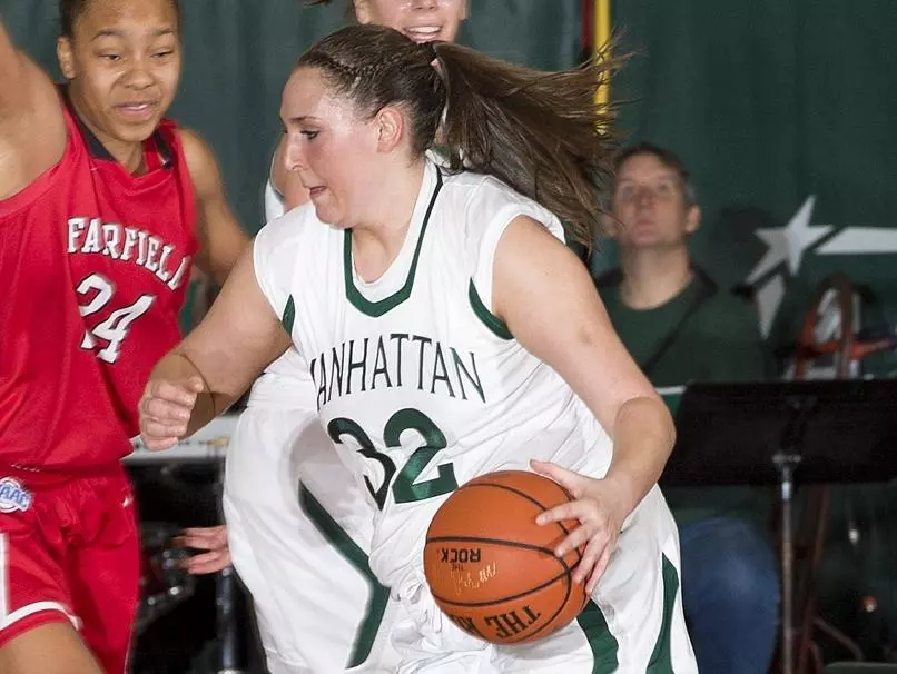Roeder Moves Into Top 10 On All-Time Scoring List In Win at Rider