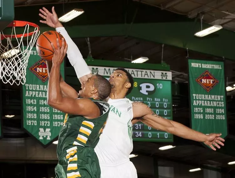 Florida State Fights Its Way Past Manhattan, 81-66