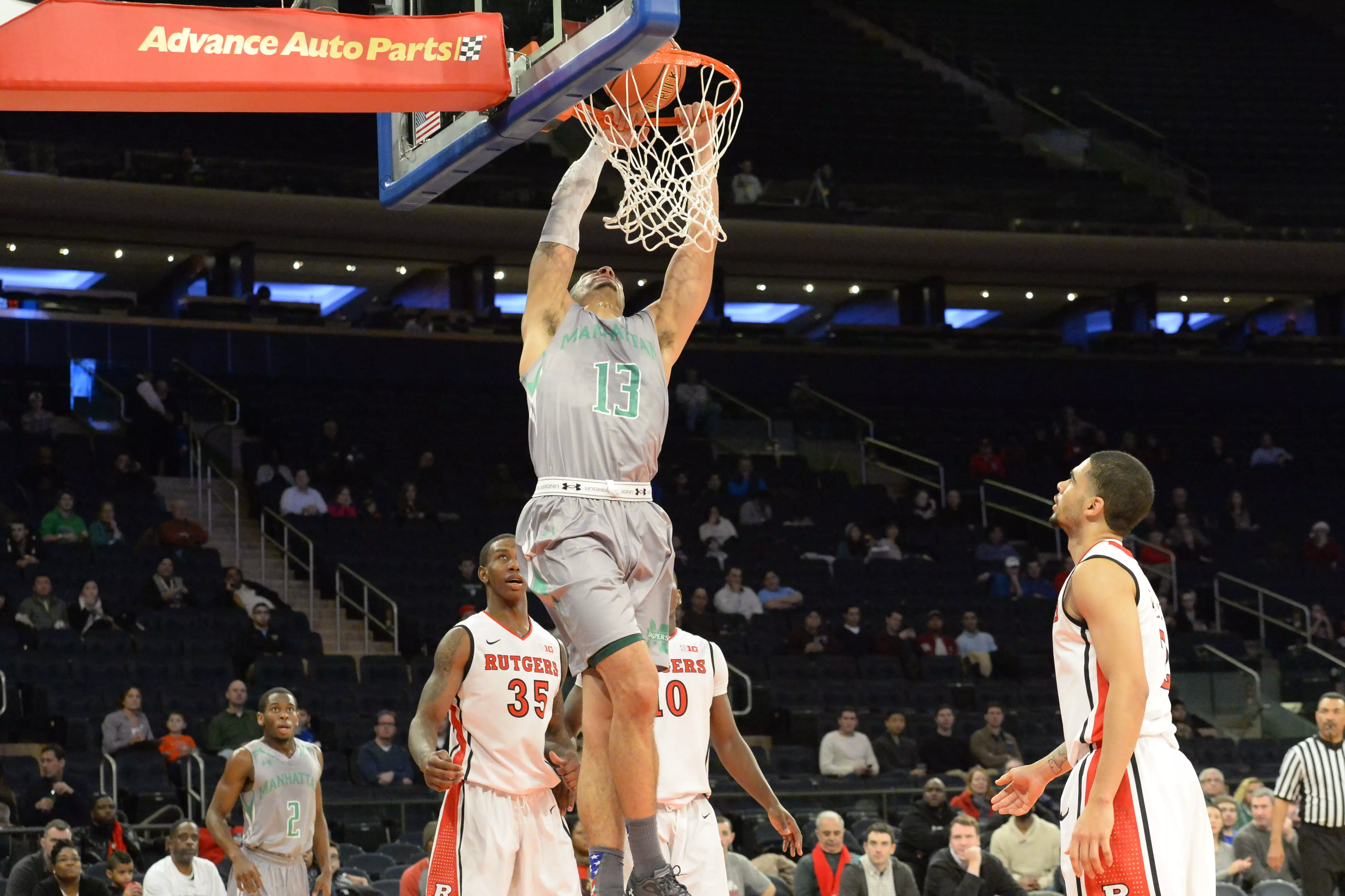 Andujar, Pankey Power Manhattan To 68-63 Win Over Saint Peter's