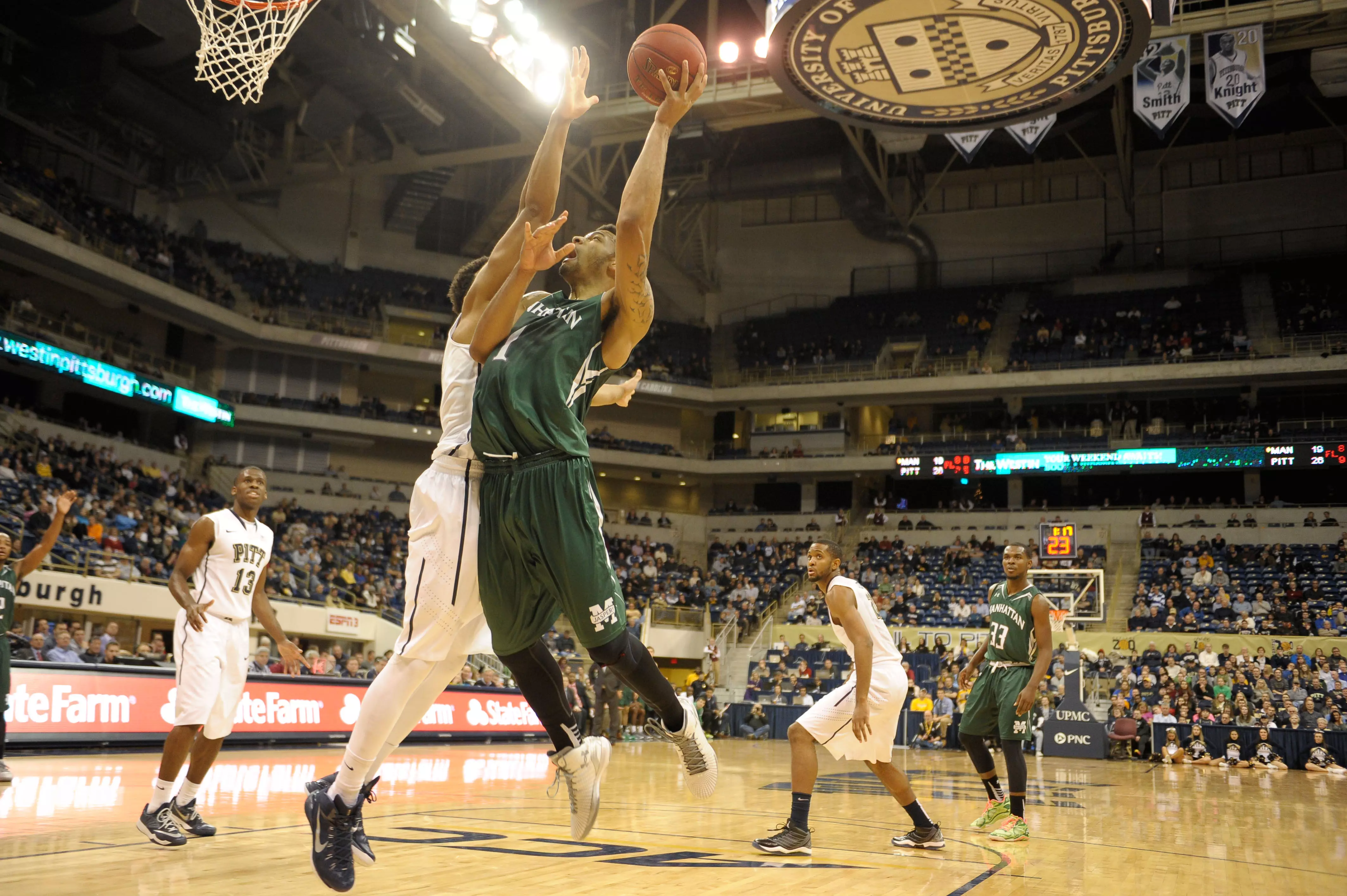 Manhattan Drops 73-61 Decision At Niagara