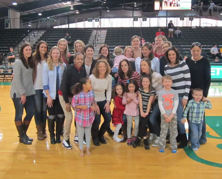 Jaspers Fall to Rider On ?Alumni Day? at Draddy Gymnasium