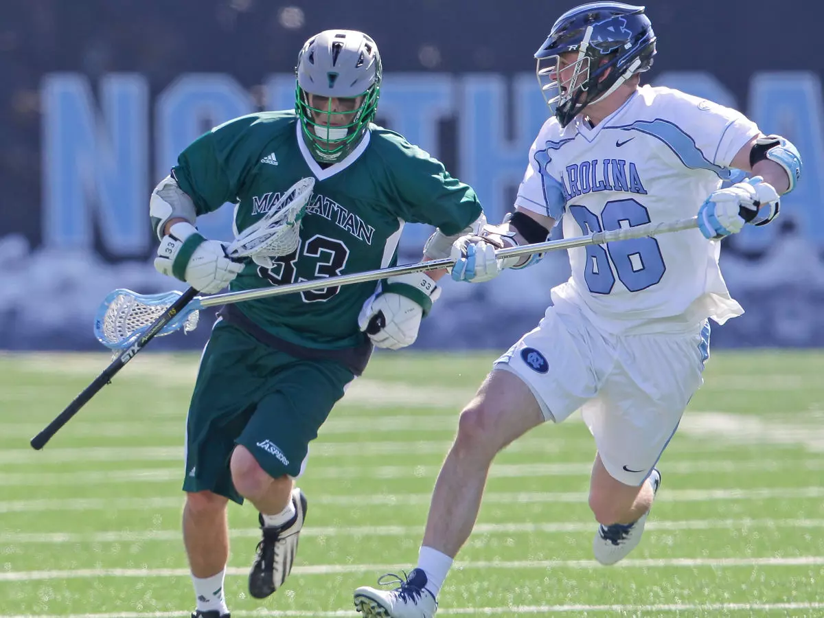 Late Run Pushes Quinnipiac Over Manhattan