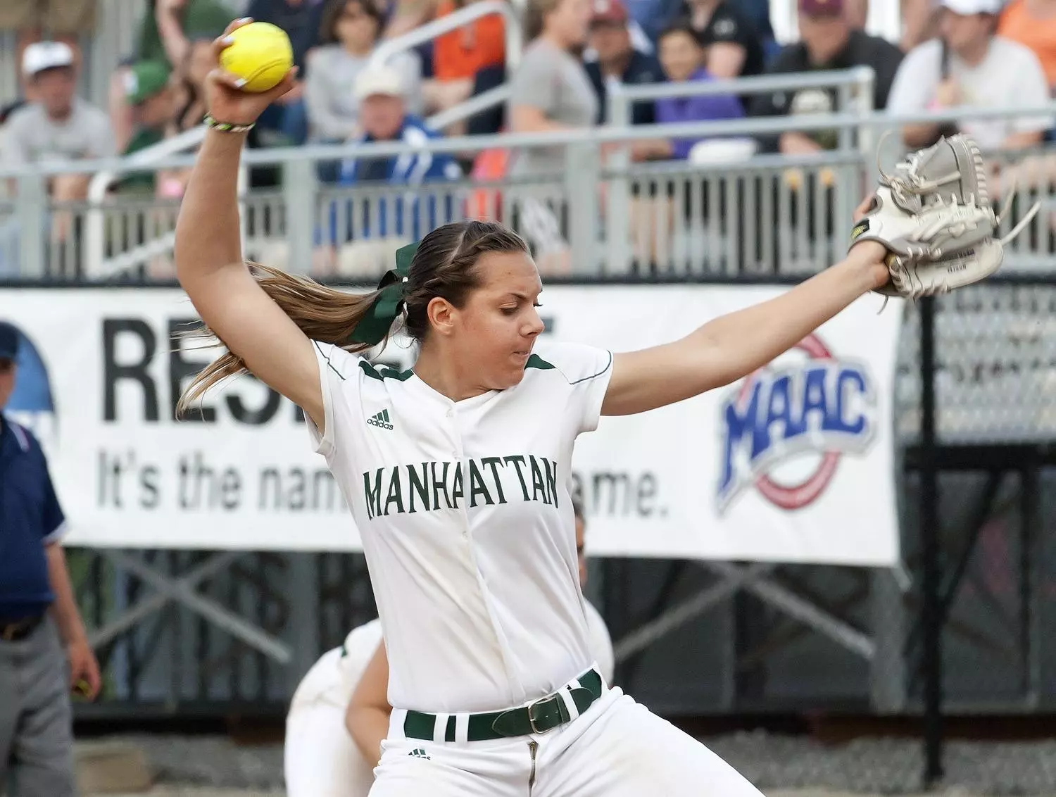 Gabriel Masterful as Jaspers Earn Title Shot