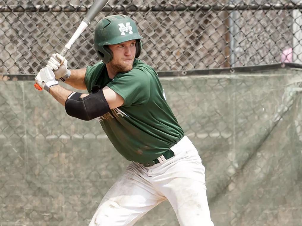 FIU Topples Manhattan 7-2 In Series Opener