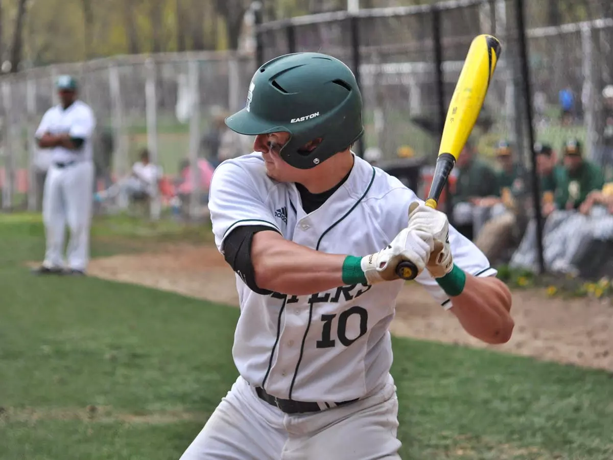 Baseball Downs Villanova in Series Finale, 6-4