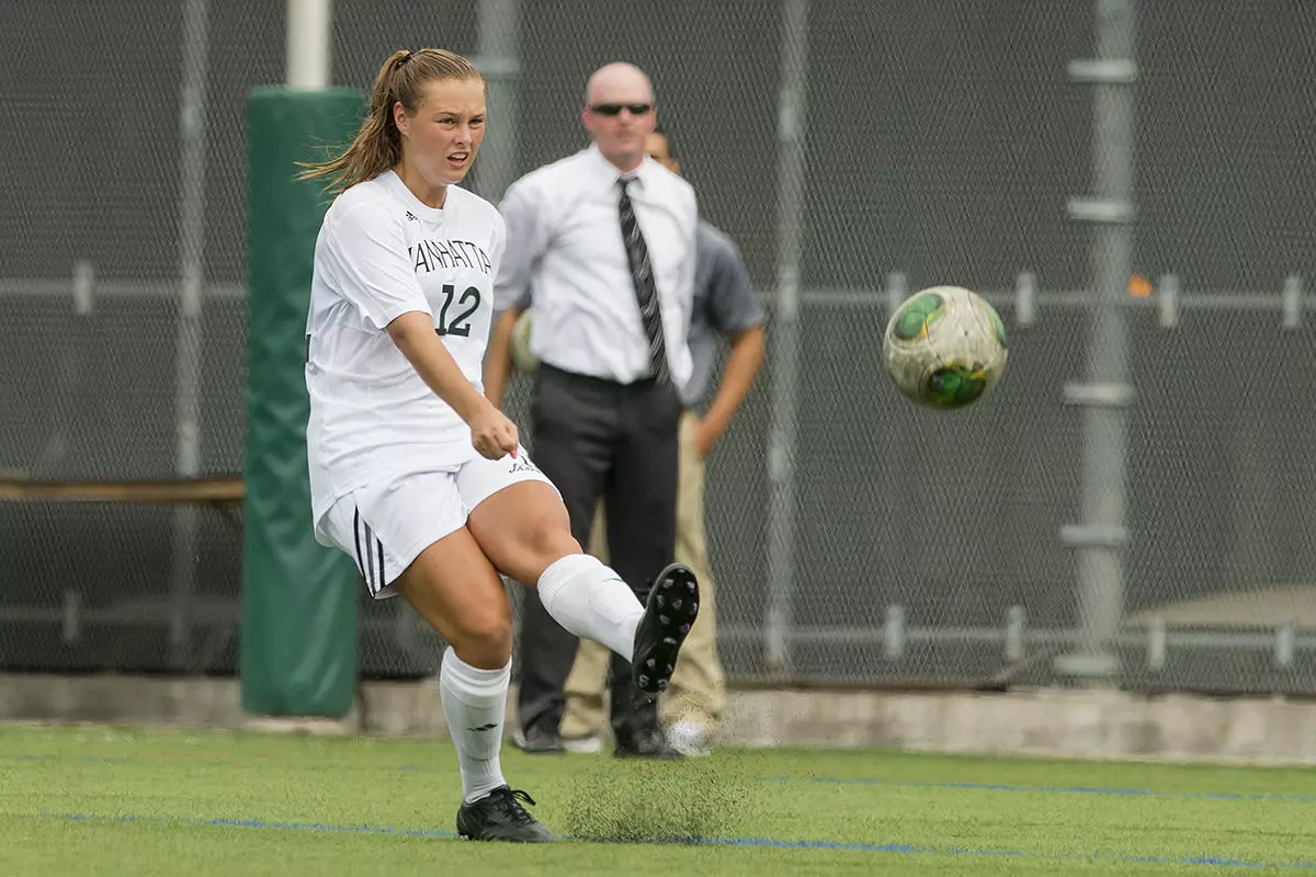 Carlson Lifts Manhattan To 1-0 Win At Hartford