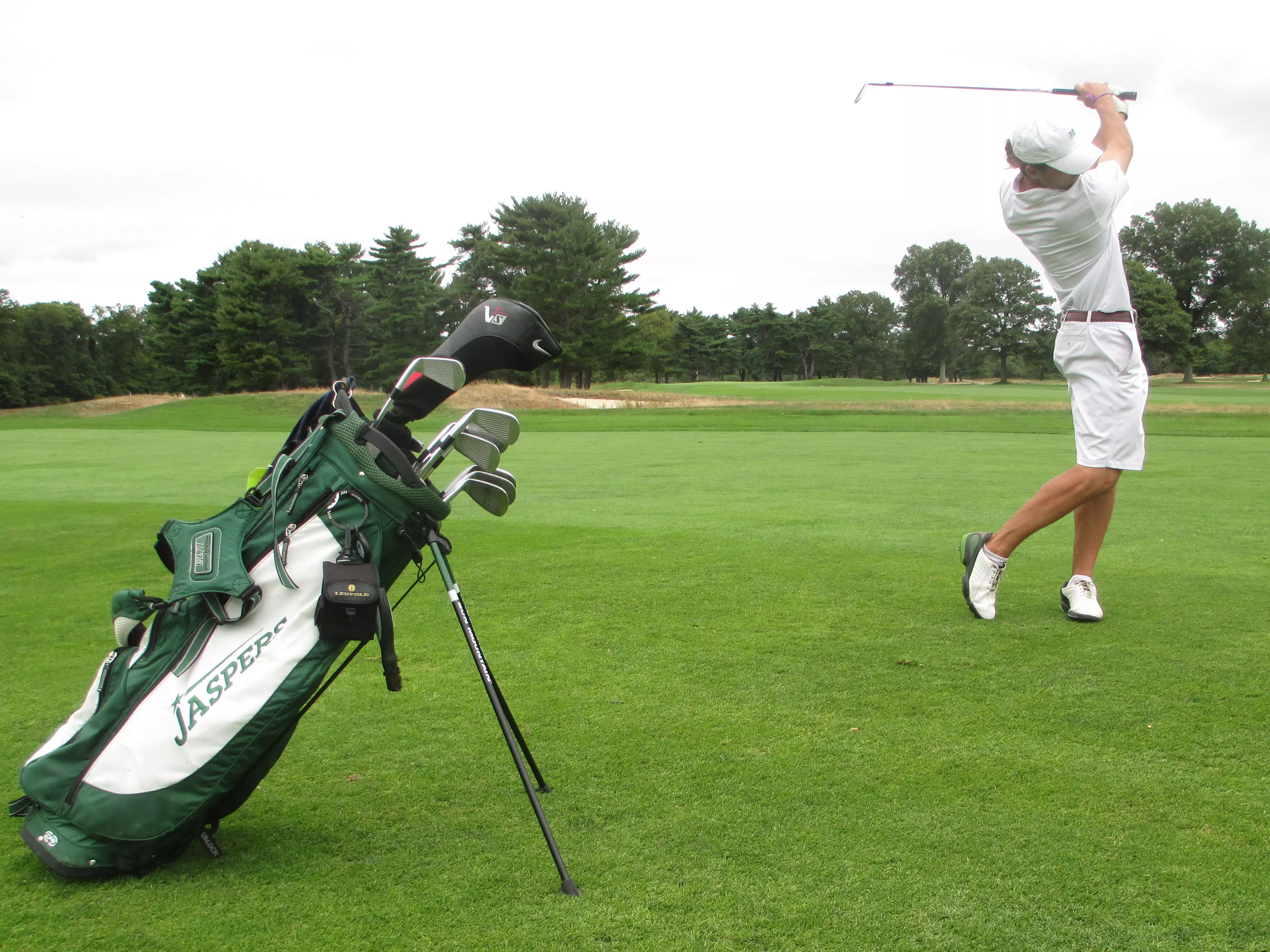 Manhattan Places 11th at Tuxedo Autumn Invitational