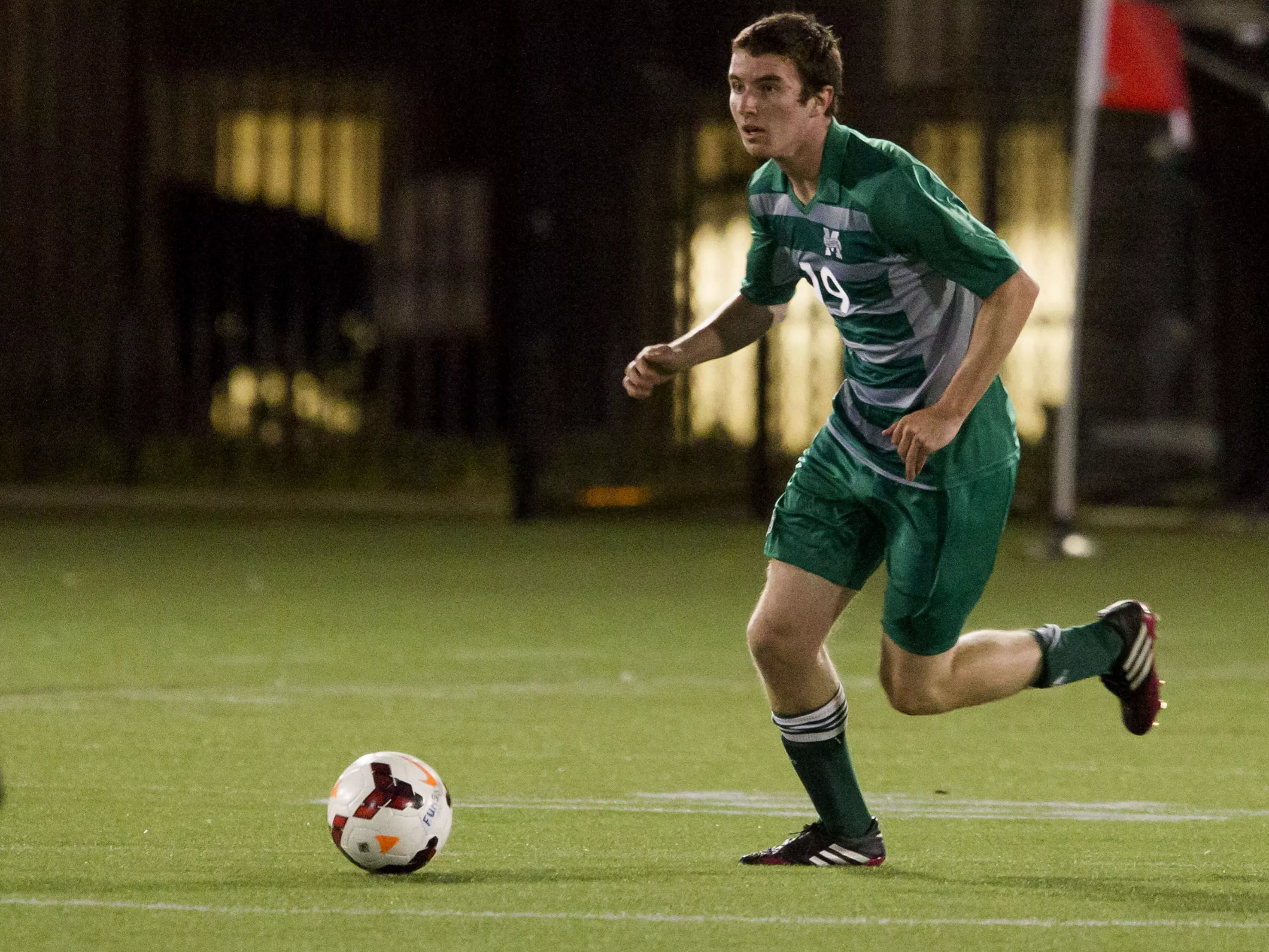 Manhattan Drops Opener At Temple