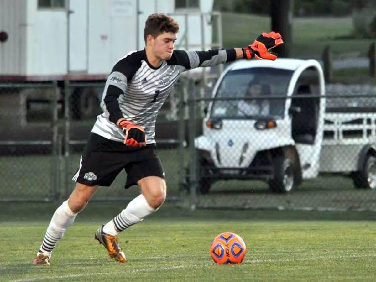 Men's Soccer Defeats St. Francis Brooklyn to Earn First Win of Season