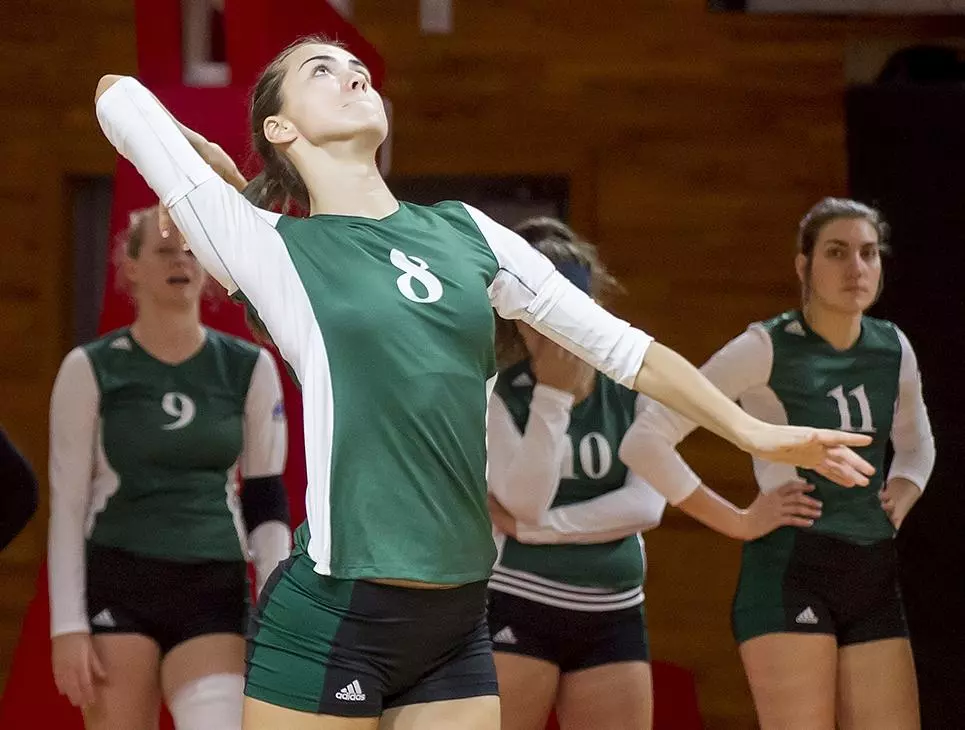 Jaspers Drop 3-0 Decision to Providence In California
