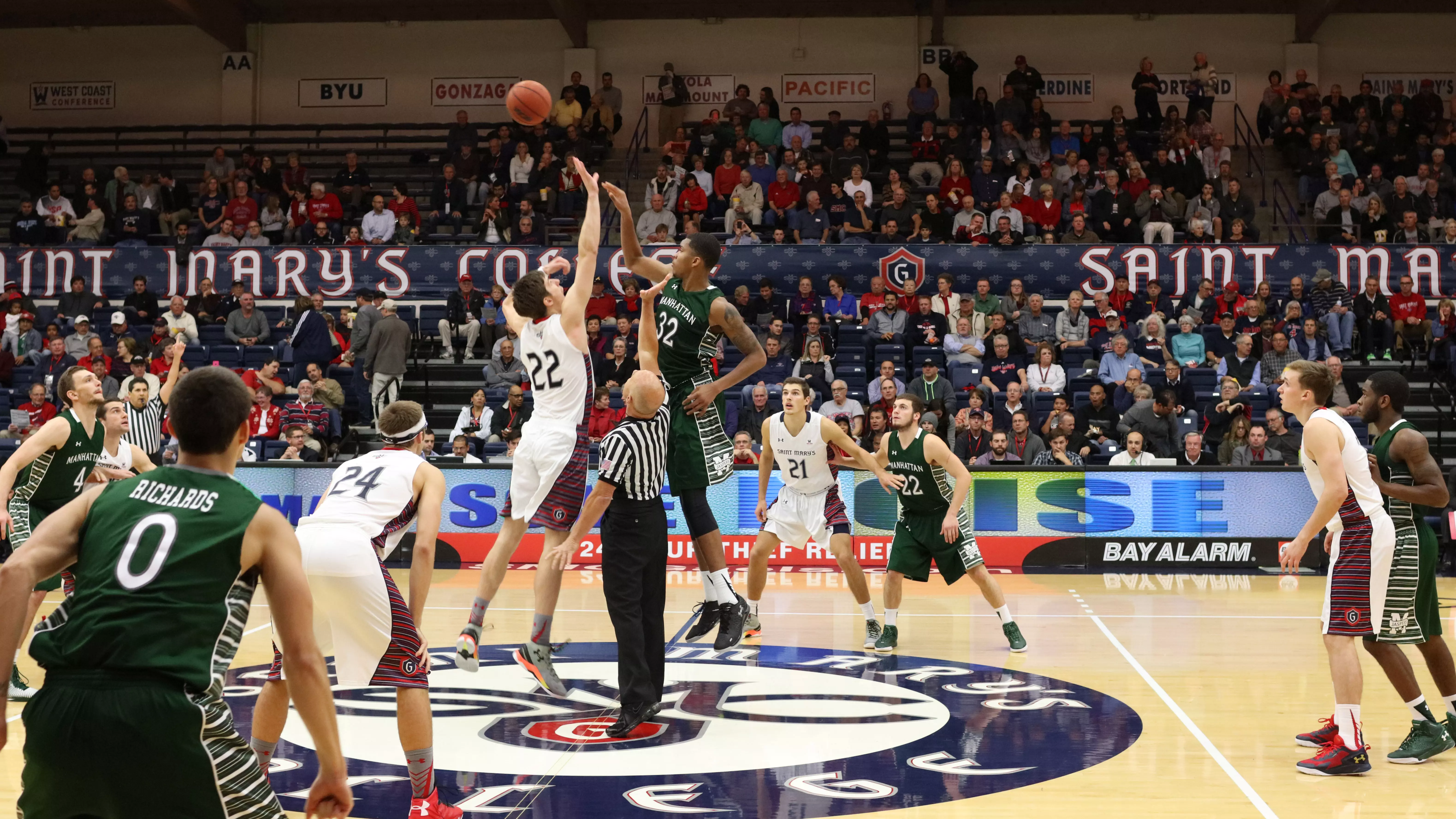 Manhattan Drops 89-63 Decision At Saint Mary's