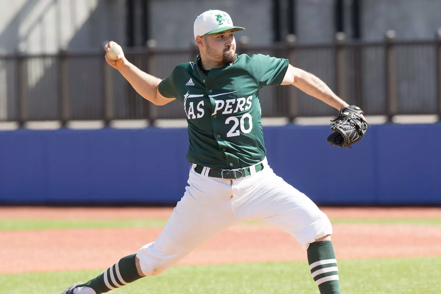Manhattan Takes Series From Lehigh With Doubleheader Split