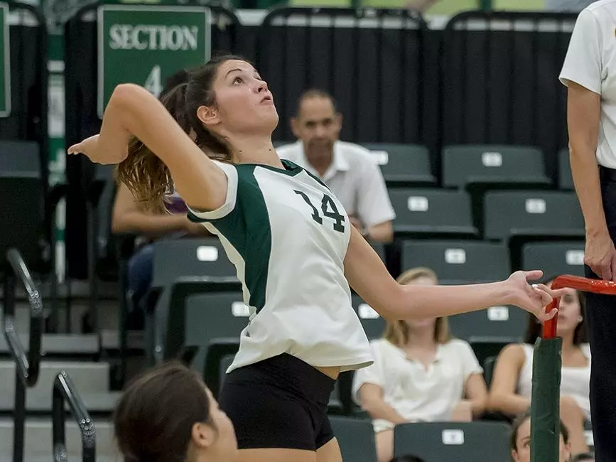 Manhattan Blocks, Serves Way Past Iona