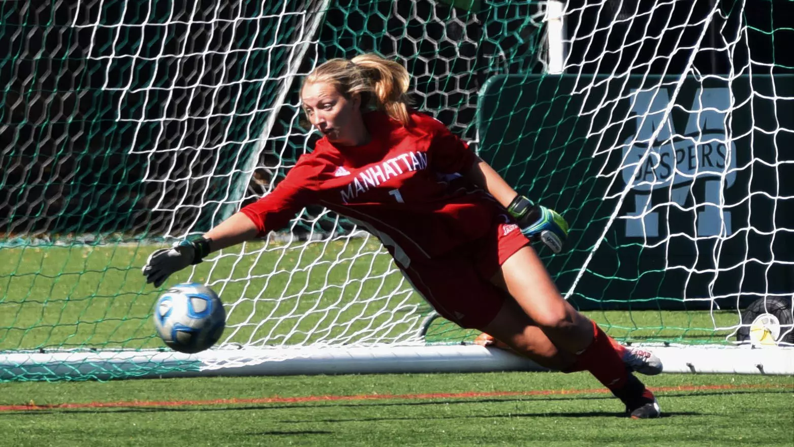 Canisius Clips Manhattan 1-0
