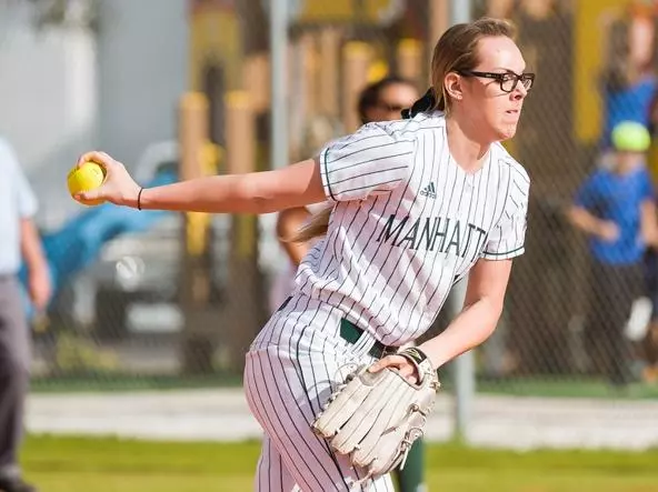 Manhattan Splits Twinbill With Sacred Heart
