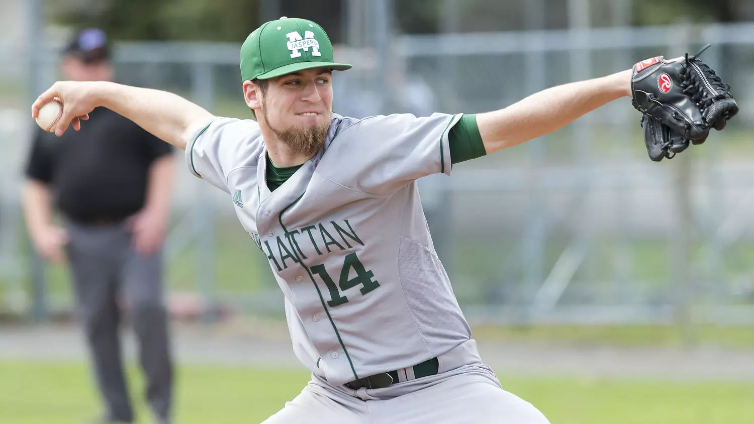 Manhattan Opens MAAC Play With Doubleheader Split
