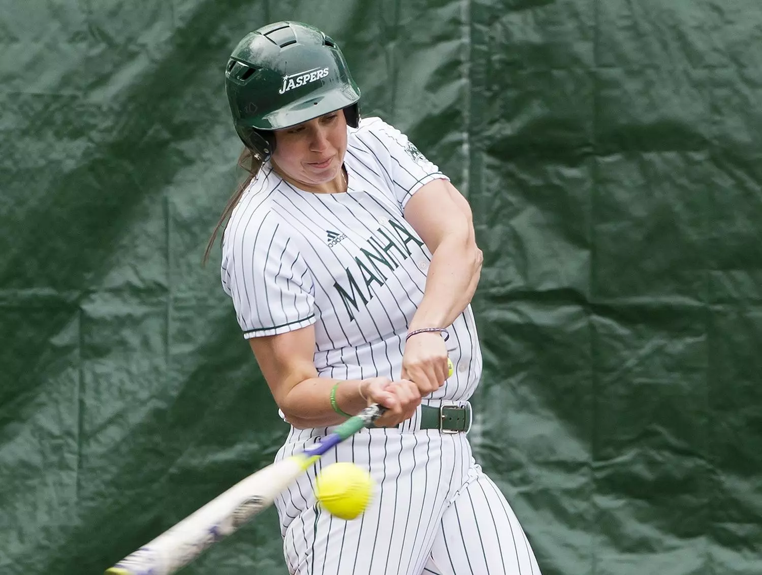 Manhattan Splits Twinbill at Marist