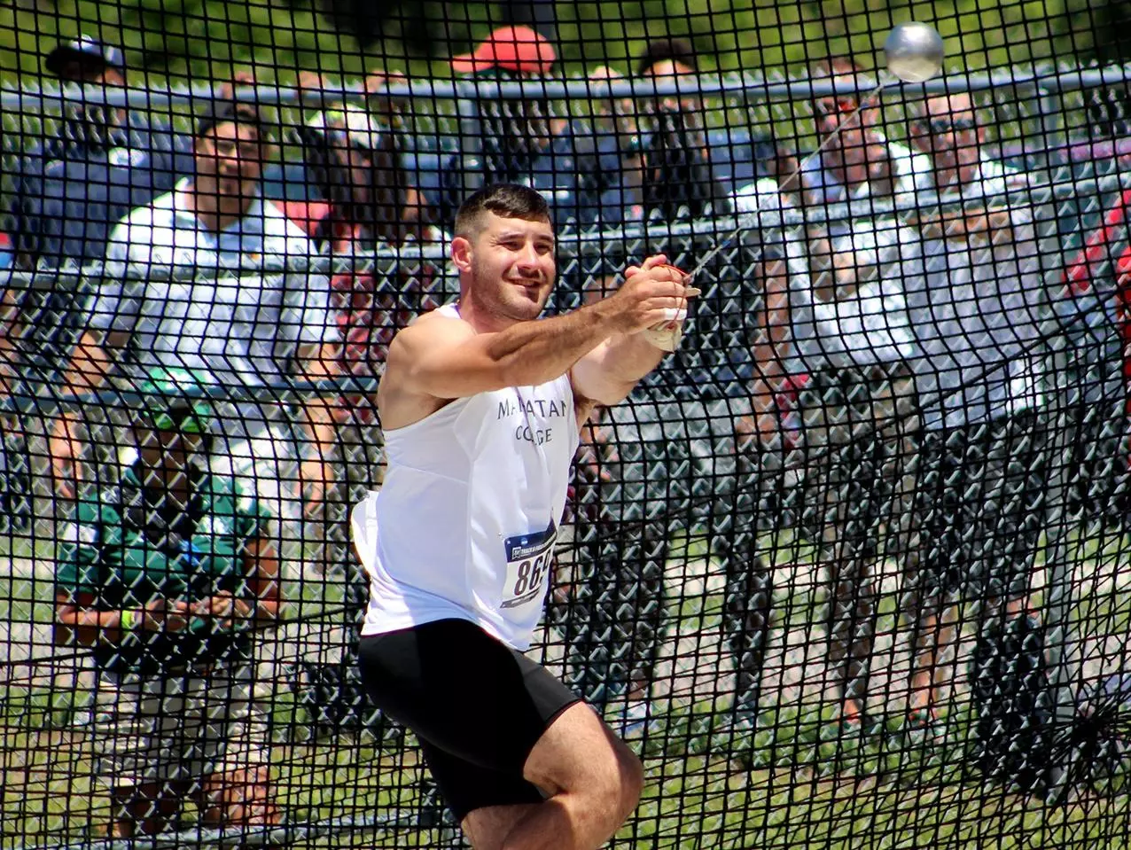 Pocesta, Clarke Compete at NCAA East Preliminary Round