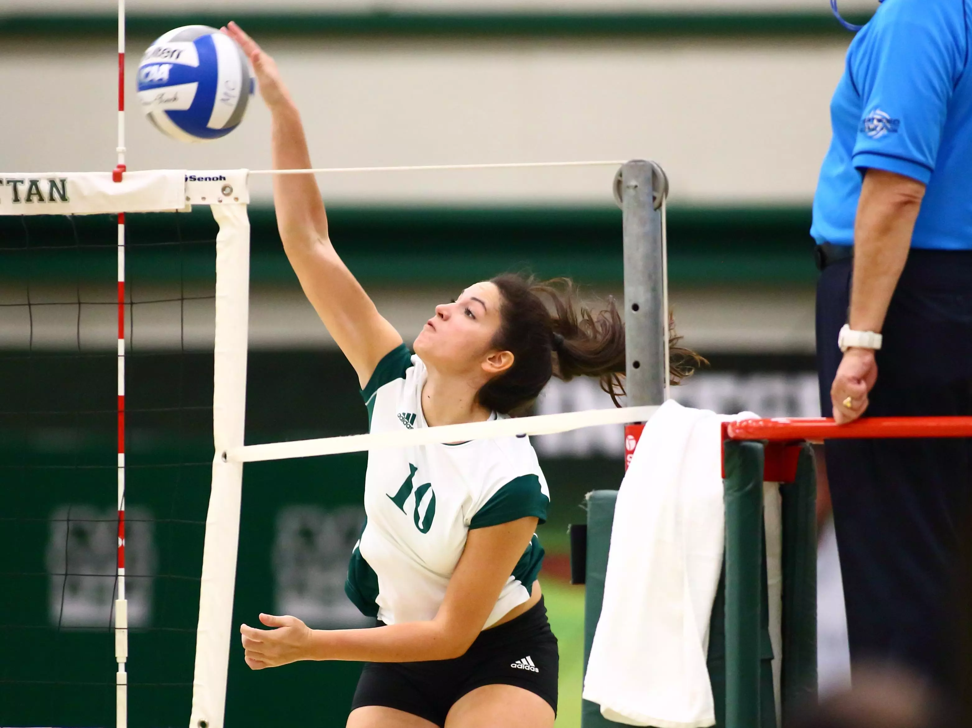 Manhattan Knocks Off St. Francis Brooklyn In Four Sets