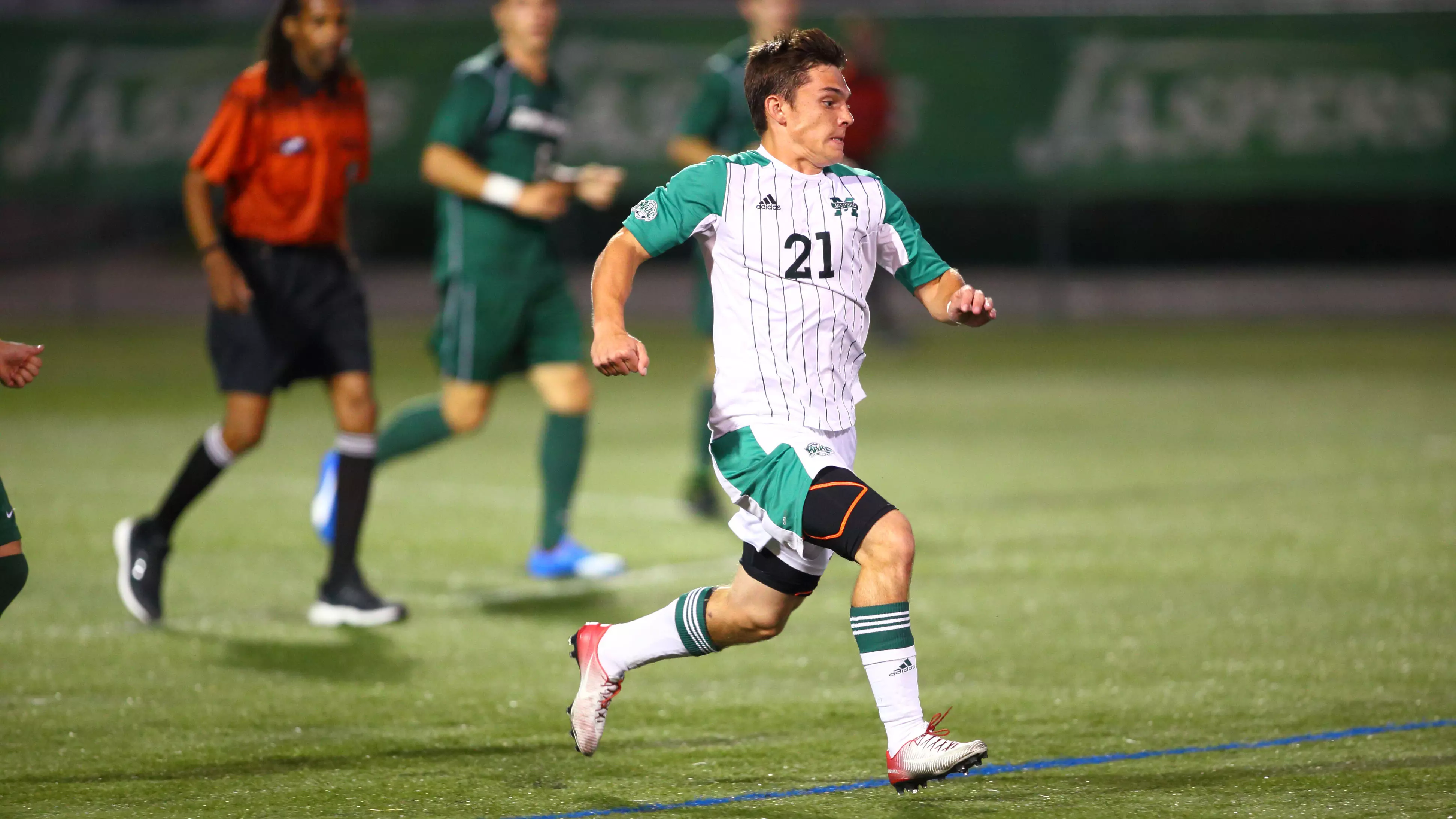 Manhattan Begins Busy Week With ESPN3 Match-Up At Monmouth