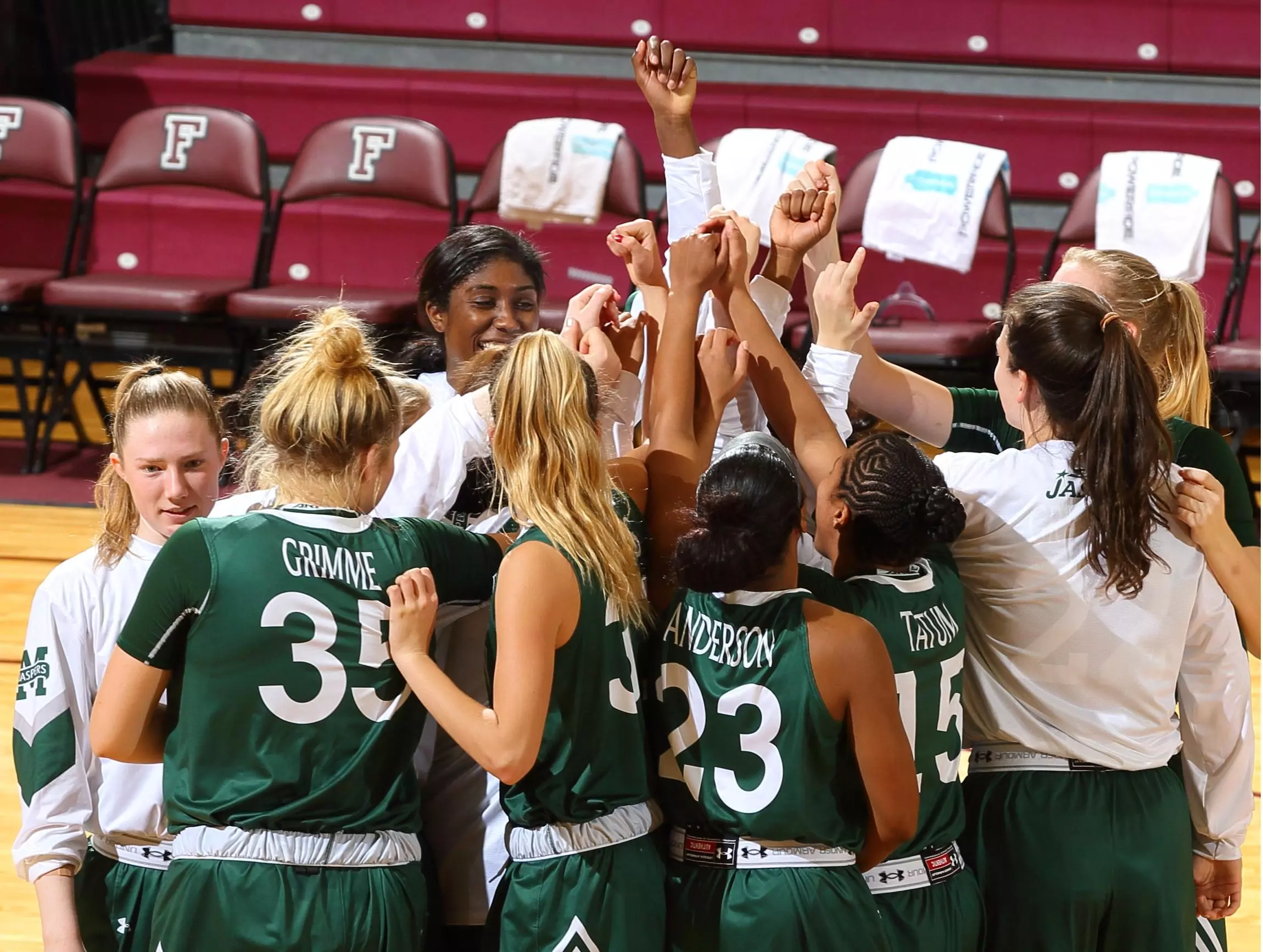 Jaspers Head to Monmouth For ESPN3 Showdown