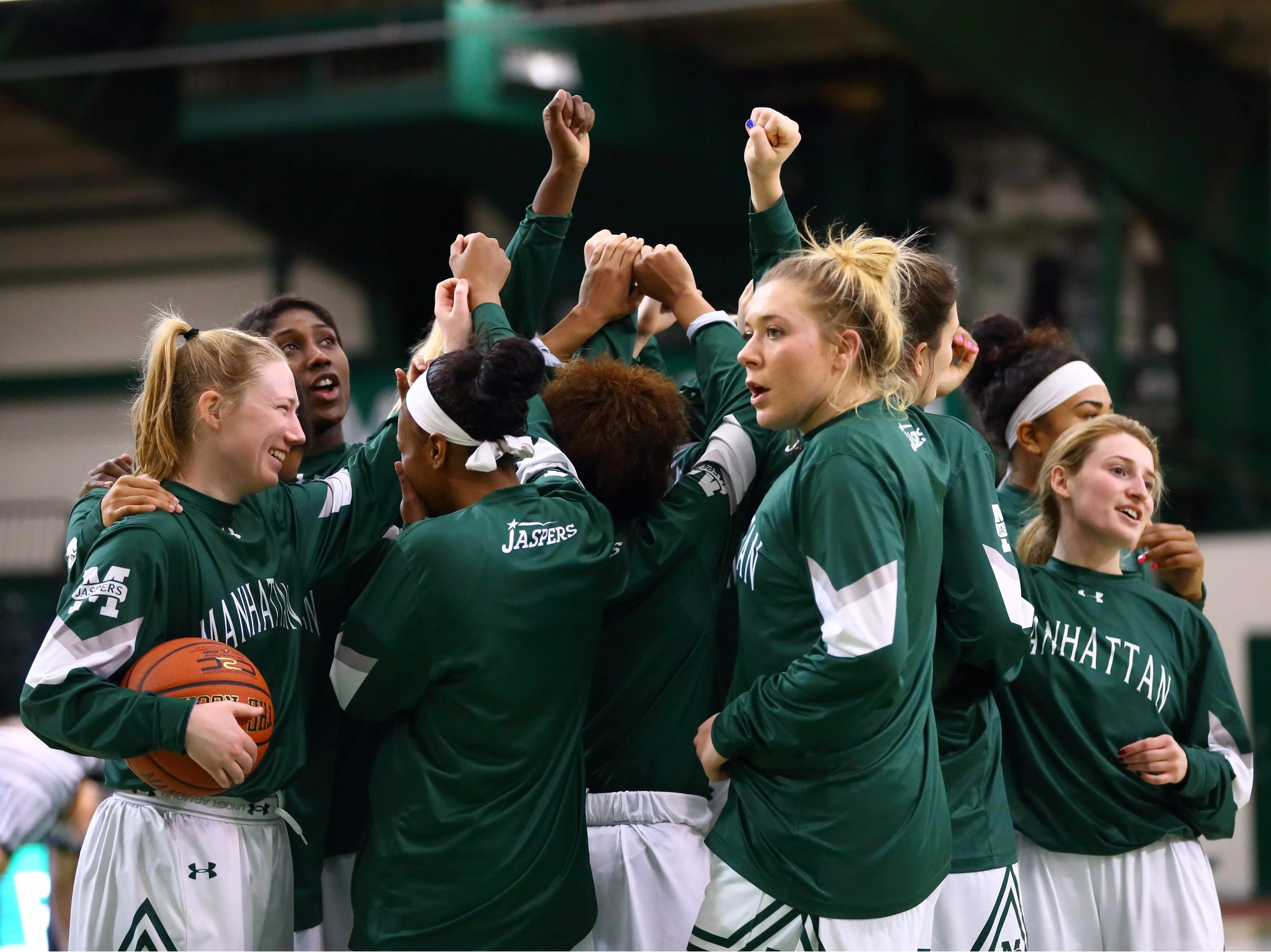 Jaspers Open MAAC Tournament Against Monmouth