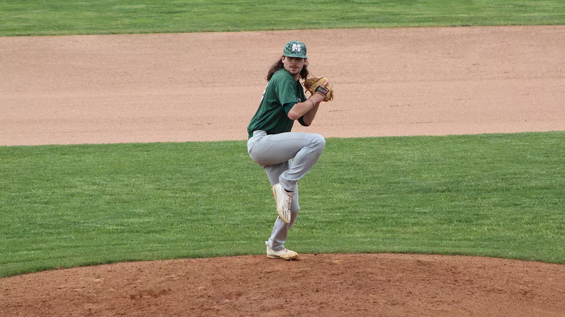 Iona Posts 5-1 Win Over Manhattan