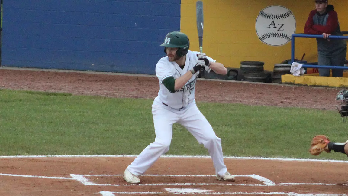 Manhattan Drops 4-3 Heartbreaker To Rider