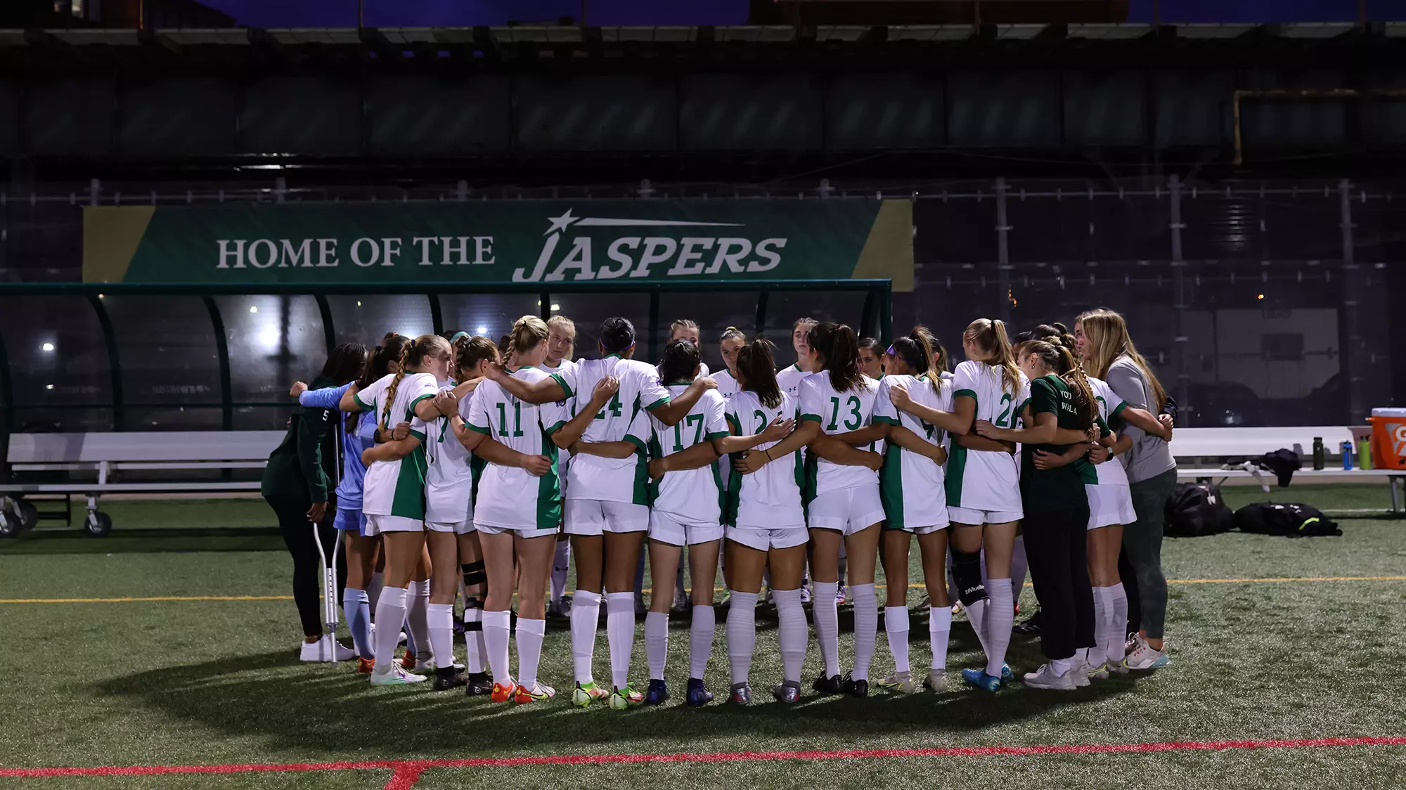Team huddle vs Rider 2022
