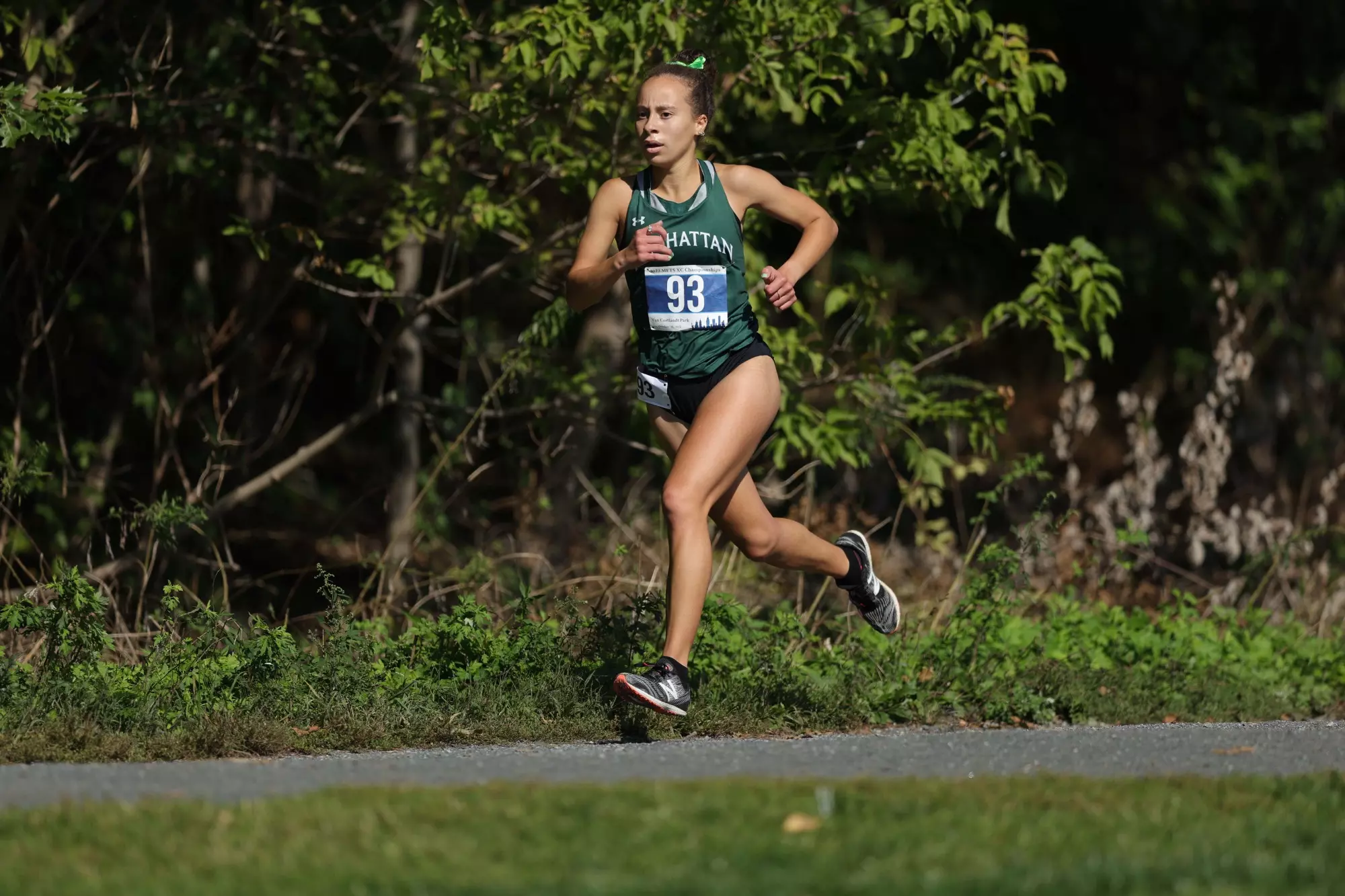 Andria Scaglione runs at 2022 Outdoor Mets