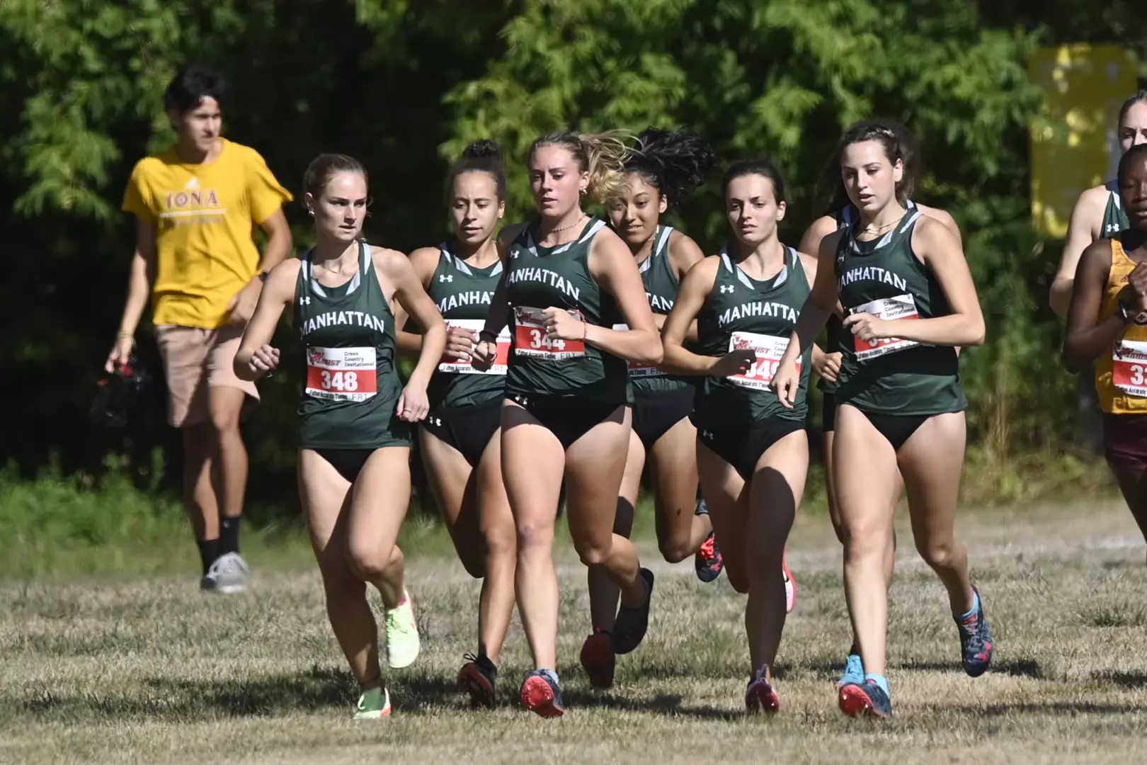 Women's Cross Country Group