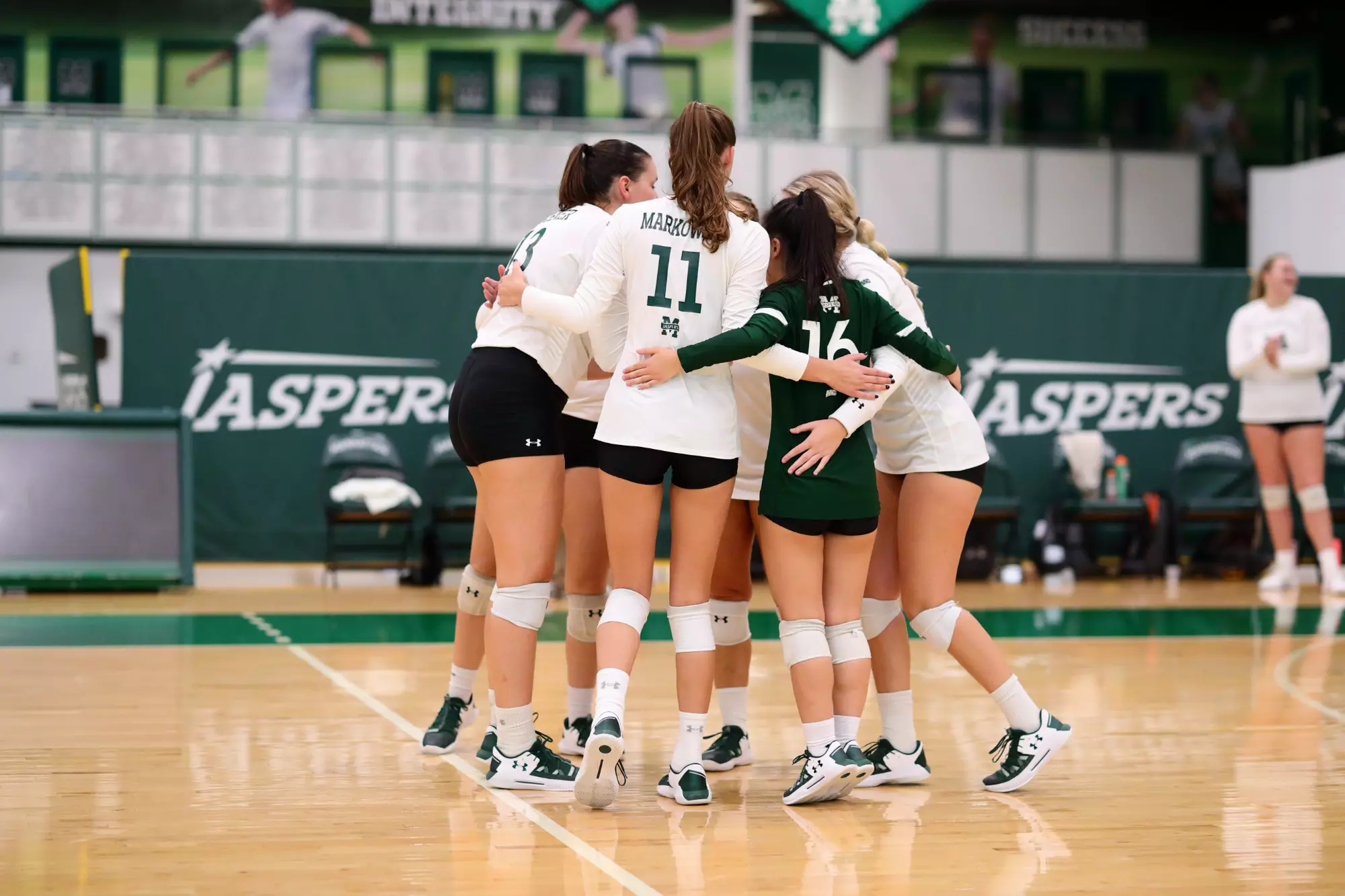 VB Huddle pgoto 