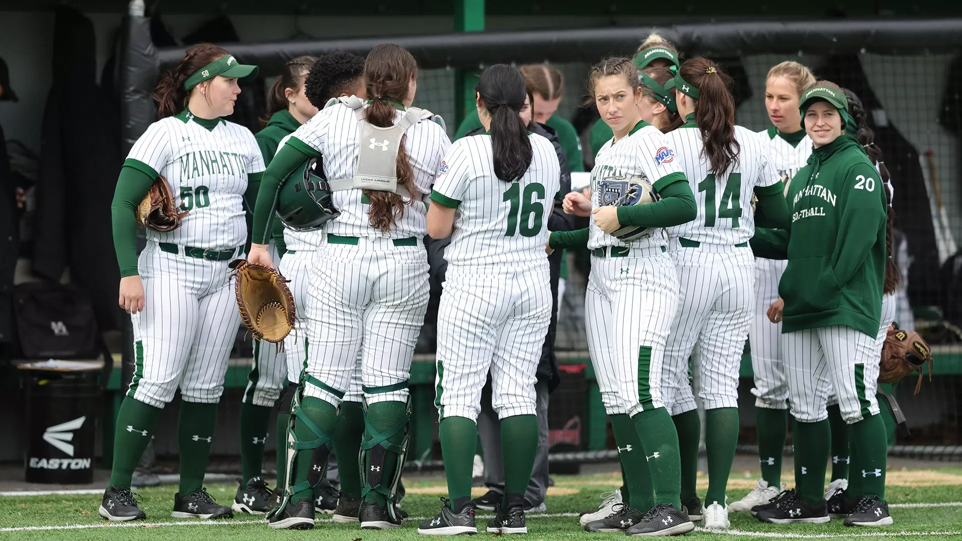 Team huddle vs Hartford