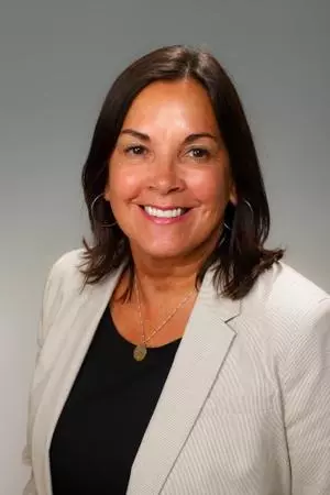 Irma Garcia headshot
